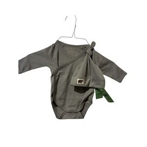 M+A Baby Organic Cotton Wrap Bodysuit and Hat Set Gray Elephant Logo